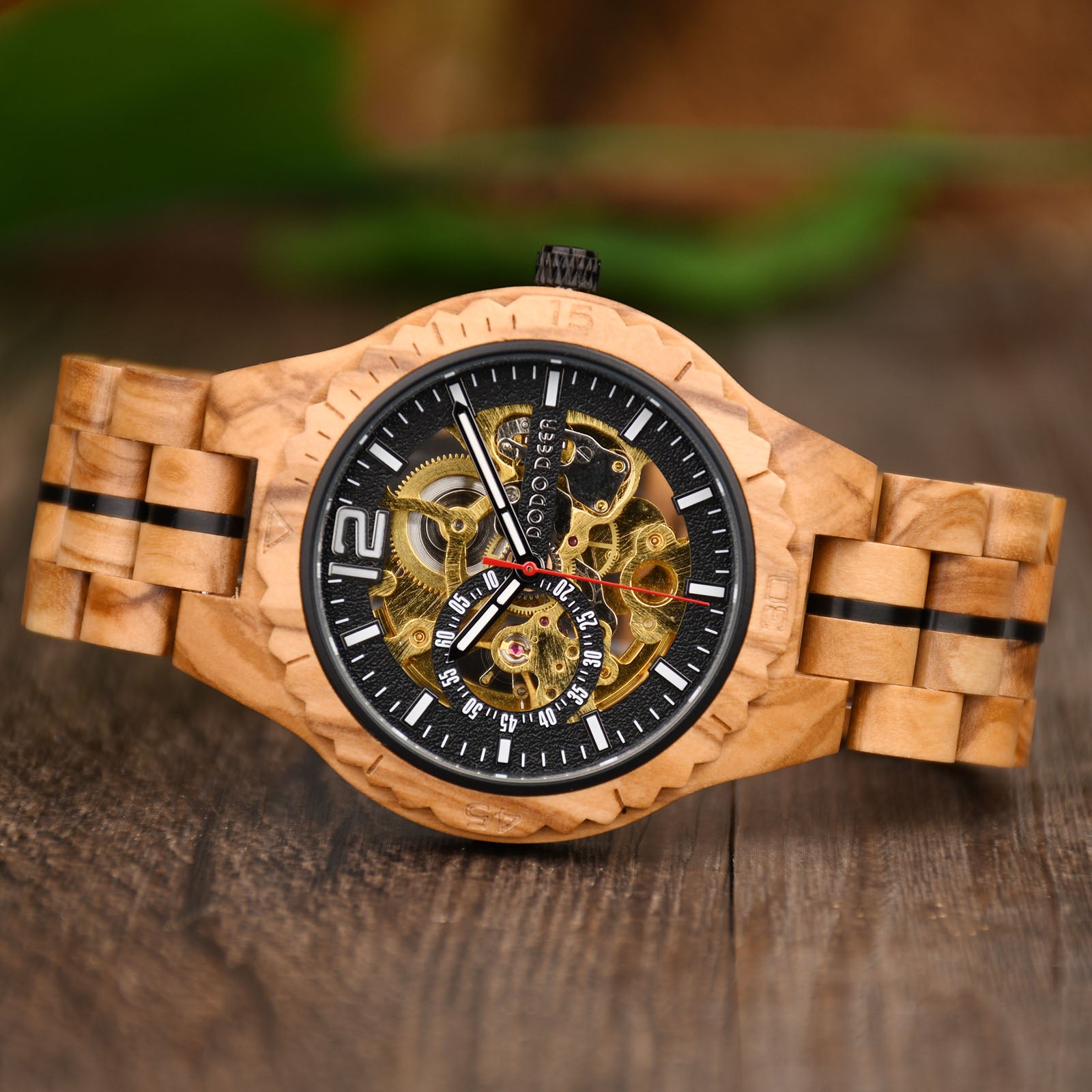 DODO DEER Luxury Olive Wooden Watch Customizable Engraved Text Gift Ready in Elegant Box Men‘s Wooden Timepiece